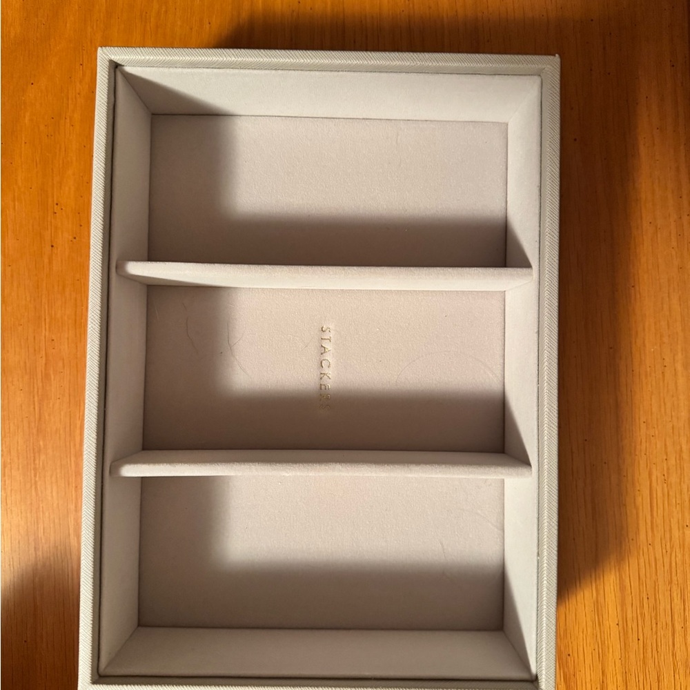 Stackers Taupe Jewelry Box - Picture 6 of 7